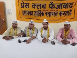 We will not let schools close, AAP will fight _ Anil Prajapati