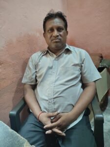 Prayagraj: Junior assistant of excise department caught red handed taking bribe of 13 thousand, big action by anti corruption team