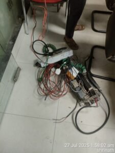 Lucknow: Electricity theft caught in Kaiserbagh bus station parking, dozens of auto-rickshaws were being charged illegally