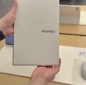 Huawei launches a powerful laptop, can give tough competition to Microsoft and Apple