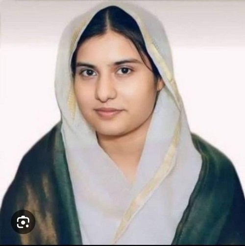 Shamli: ADM misbehaves with SP MP Iqra Hasan, says - "Get out of the office"