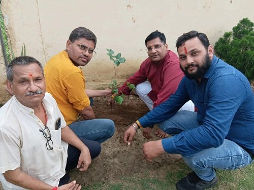 Bajrang Dal organised a tree plantation programme in MLDB School under the service week