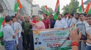 Lucknow: Huge crowd gathered in Swachh Sankalp Tiranga Yatra, Mayor took a pledge to make Lucknow number 1