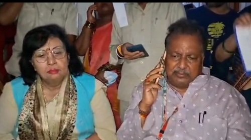 UP government minister Pratibha Shukla and her husband former MP Anil Shukla sat on a 8-hour dharna against the Warsi police administration