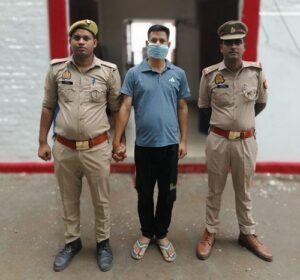 🔴 Hardoi: Soldier plotted to kill his wife for dowry, tried to make it look like an accident