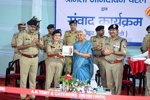 Hon'ble Governor of Uttar Pradesh visited and inspected the training center of 26th Battalion PAC located in Gorakhpur