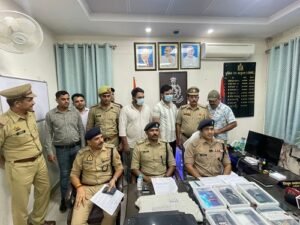 Lucknow: Sarojininagar Police got a big success, two thugs of interstate gang involved in cyber fraud arrested