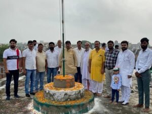 The biggest question on Independence Day – does the Nagar Panchayat not have money even for paint?”