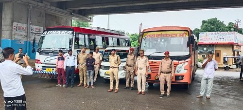 Lucknow update: Domineering and stubborn people of many police stations have been declared goons and expelled from the district
