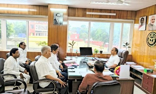 Roadways Employees Council met the Principal Secretary of Transport and presented the list of demands.