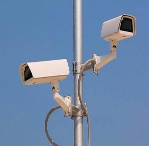 Lucknow: Municipal Corporation Zone-2 has become a hub of corruption, 6 out of 12 cameras installed for surveillance have disappeared