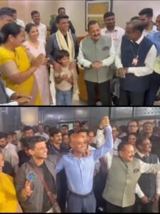 New Delhi: Group Captain Shubhanshu Shukla returned from America, received a grand welcome at Delhi Airport