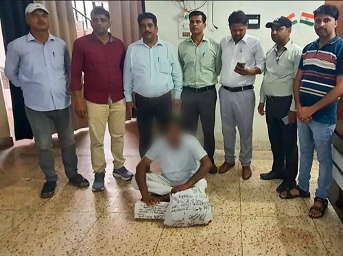 Opium worth 21 lakhs seized in Lucknow, smuggler arrested at Charbagh railway station, was taking opium from Nepal to Amritsar