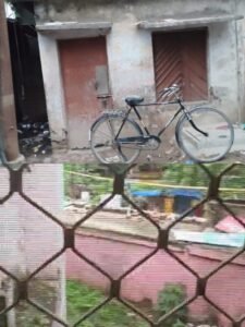 Mirzapur divisional hospital is immersed in corruption, people are saying Subhanallah Bismillah on the zero tolerance of Yogi government.