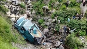 Major accident in Udhampur: CRPF bunker vehicle overturned, 3 soldiers martyred, 15 injured