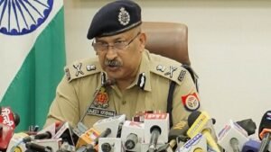 Lucknow: DGP Rajiv Krishna held a review meeting in a video conference, gave instructions on public hearing and cyber crime