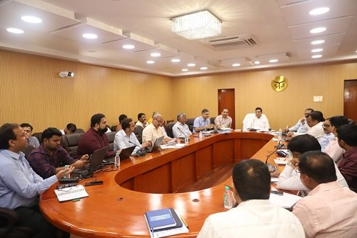 Lucknow: Review of works of Jal Nigam before festivals, Minister AK Sharma gave strict instructions