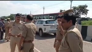 Baghpat: Baghpat shaken by gunfire in broad daylight, miscreants in a car target a biker