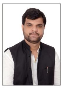 Lucknow: Nationalist Youth Rights Forum expressed anger over the lathicharge on students in Shriram Swaroop University, President Shashank Shekhar Singh demanded a fair investigation