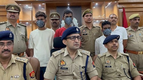 Lucknow: Police solve blind murder case in Malihabad, three suspects arrested