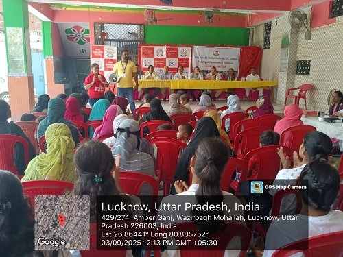 Lucknow: Awareness program on routine immunization organized by Radio KGMU Goonj in Saadatganj