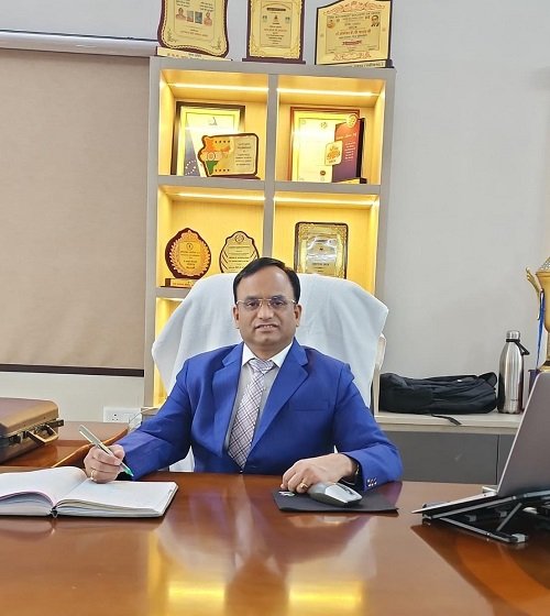 London School of Digital Business felicitates Pharmacists Federation Vice Chancellor Prof. K.P. Yadav.