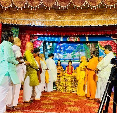 Ayodhya: Eighth day of the mythological Ramlila of Bhagavadacharya Smarak Sadan