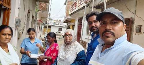A team from the Urban Primary Health Centre, Faizullahganj, Lucknow, conducted a survey of 100 houses in Mama Colony, Shiv Shakti Nagar.