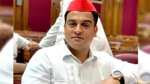Kanpur: Former SP MLA Irfan Solanki was sent to Maharajganj jail after appearing in court in Kanpur..!