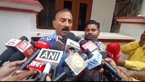 Bareilly Breaking: Disha Patani's father Jagdish Patani expressed gratitude to CM Yogi.