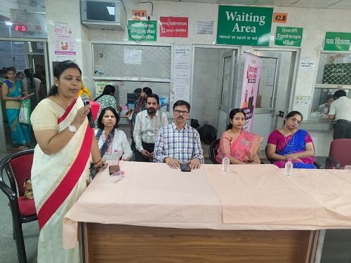 Lucknow: Awareness seminar under the Healthy Women-Strong Family Campaign