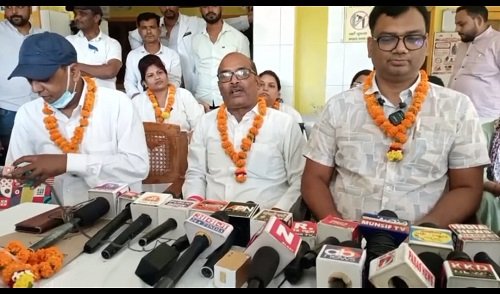 Ajay Pratap became president, Dr. Ashish Srivastava was elected general secretary—a joint front was formed in Ayodhya.