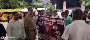 The police and the Youth Foundation in Sarnath launched an awareness campaign, informing people about new laws and ways to protect themselves from cybercrime.