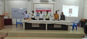 Sonbhadra: Training program organized on the topic of 'tobacco free campus', BSA called for keeping the young generation away from drugs.