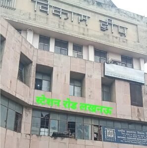 Lucknow: Commissioner Vijay Vishwas Pant raids firms and societies offices, several employees found missing