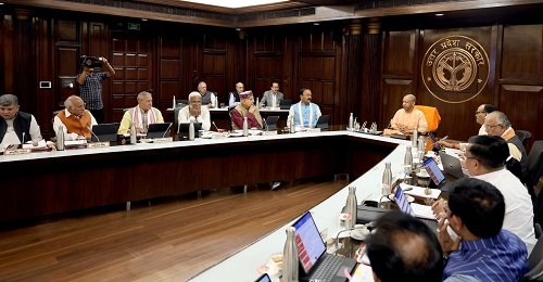 Lucknow: A big gift for the elderly – now old age pension will start from home.