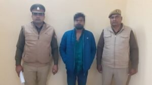 Sindhora police station arrested the wanted accused in a case registered regarding having sexual relations on the pretext of marriage.
