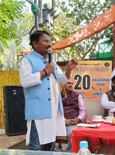 Lucknow: Salute to the martyrdom of warrior Uda Devi Pasi: Youth Lok Janshakti Party (Ram Vilas) celebrated Martyrdom Day with reverence.