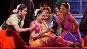 Braj Raj Utsav in Mathura: Hema Malini enacts Krishna Leela as Yashoda, audience moved