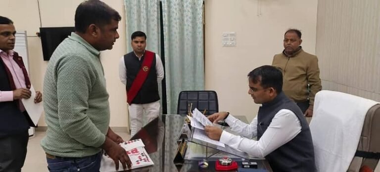 Varanasi District Magistrate listened to public grievances in Janta Darshan and issued strict instructions to officials.