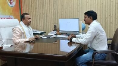 What did the UP minister say about Nitish Kumar taking oath as CM for the 10th time in Bihar?