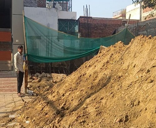 Lucknow: Orders of the Vice Chairman and Commissioner ignored, illegal constructions in Zone-4 receive open protection!