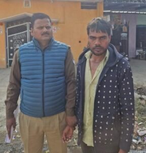 An accused person who used obscene language towards women passersby has been arrested.