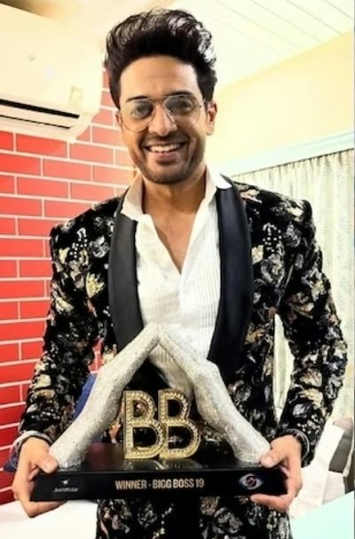 Gaurav Khanna from Kanpur has won "Bigg Boss" and received 50 lakh rupees.