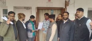 The Indian Union Muslim League strongly protested against the indecent incident involving a woman and submitted a memorandum to the District Collector.