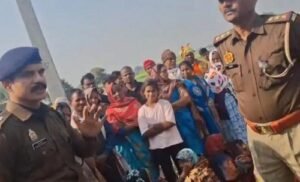 Auto driver's mysterious body found in culvert: Family suspects murder, forensic team led by ADCP Vaibhav Bangar investigates