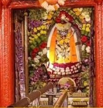 The annual adornment ceremony of Baba Kal Bhairav, the guardian deity of Kashi, was celebrated with great pomp and show, attracting a huge crowd of devotees.