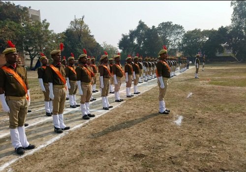 "Chahaniya and team-02 came first in the 77th PRD Foundation Day parade (Development Block-Sakaldiha) and team no. 02 came first in the tug-of-war competition."