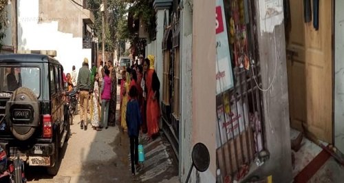 45-year-old woman murdered by having her head crushed: Her blood-soaked body was found with injury marks on her face.