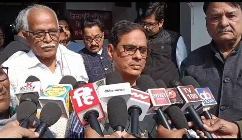 The Ayodhya Fair Price Shop Owners Association submitted a one-point memorandum regarding their demands.